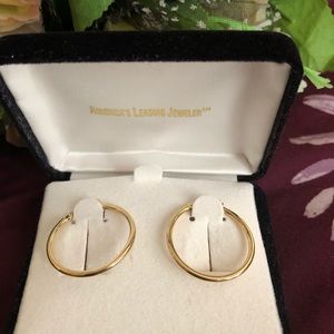 Saudi gold earrings